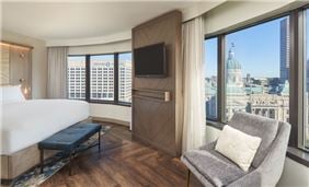 westin-king-plaza-suite-city-view